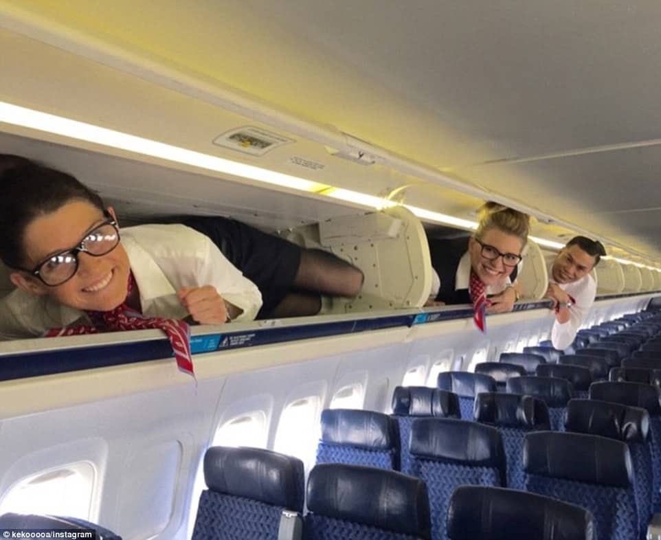 Southwest Airlines flyverter i bagasjehyllene.